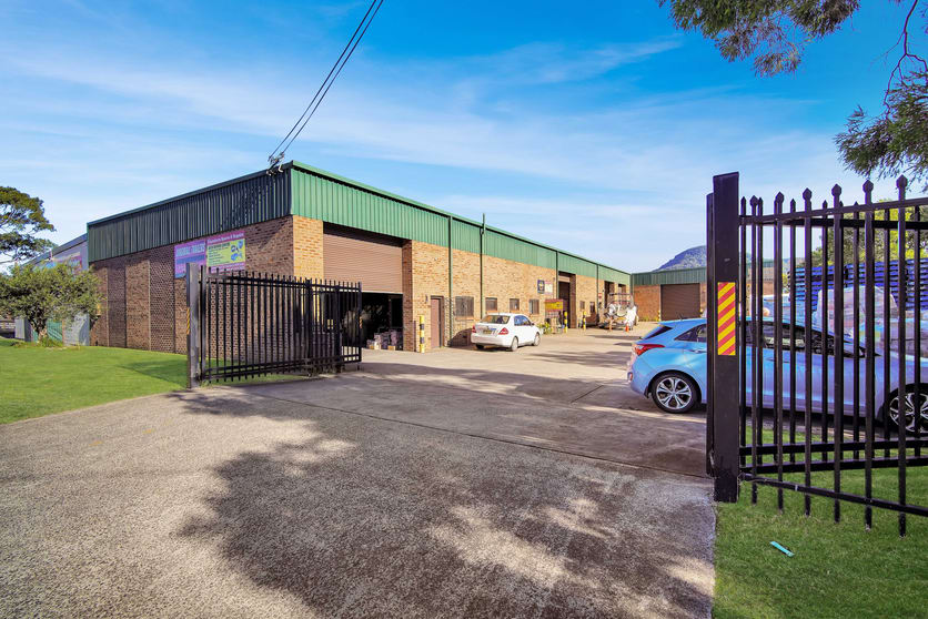 Click to view all images 1/32 Investigator Drive Unanderra NSW 2526 - Image 1