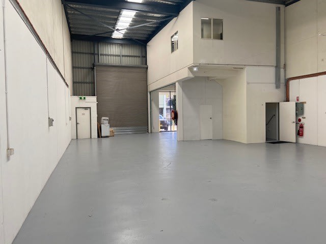 Click to view all images Belrose NSW 2085 - Image 2