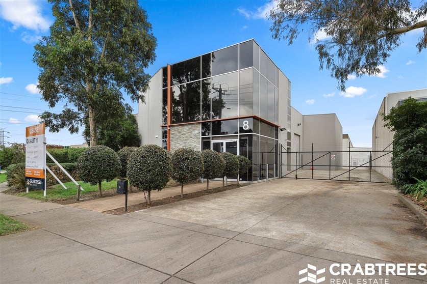 Click to view all images 8 Hartnett Close Mulgrave VIC 3170 - Image 1