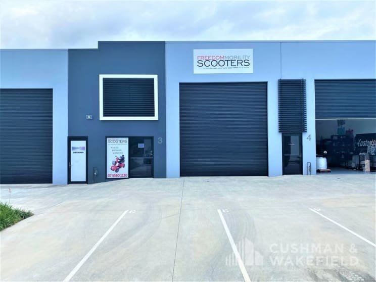 Click to view all images Unit 3/14, Harrington Street Arundel QLD 4214 - Image 1