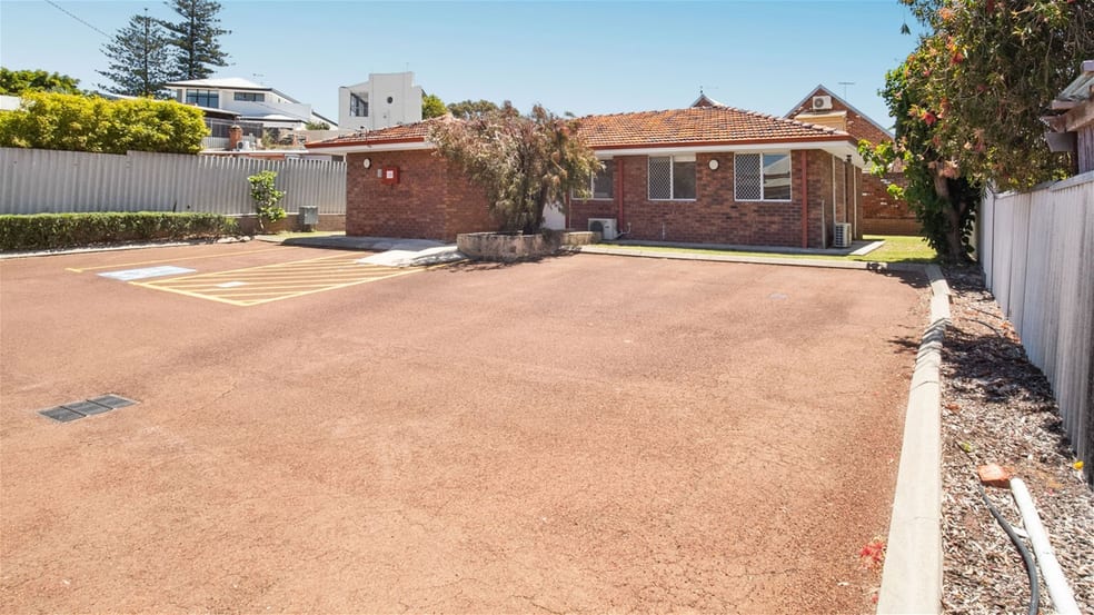 Click to view all images 62A Wray Avenue Fremantle WA 6160 - Image 1