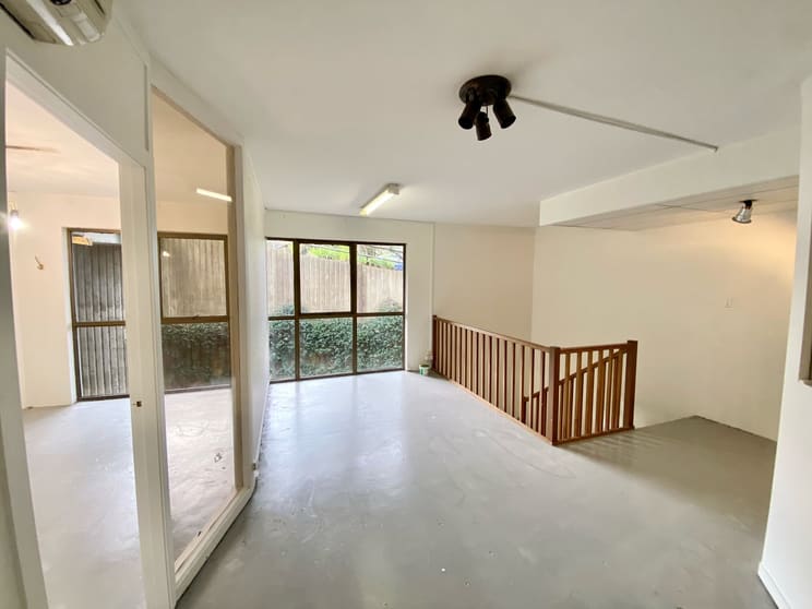 Click to view all images 4A/3-9 Kenneth Road Manly Vale NSW 2093 - Image 2