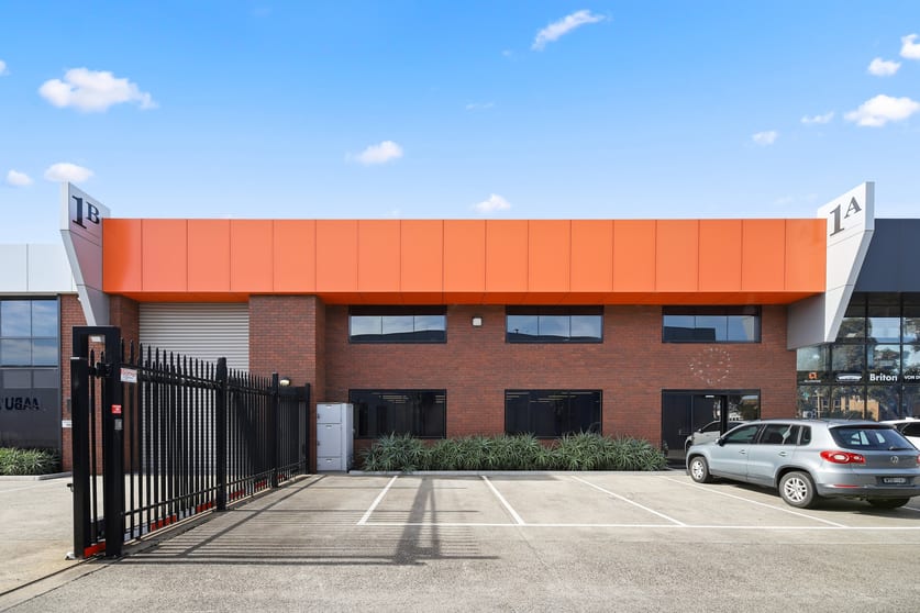 Click to view all images 1B/273-275 Wickham Road Moorabbin VIC 3189 - Image 1