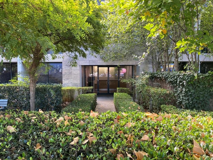 Click to view all images 90 Welshpool Road Welshpool WA 6106 - Image 1