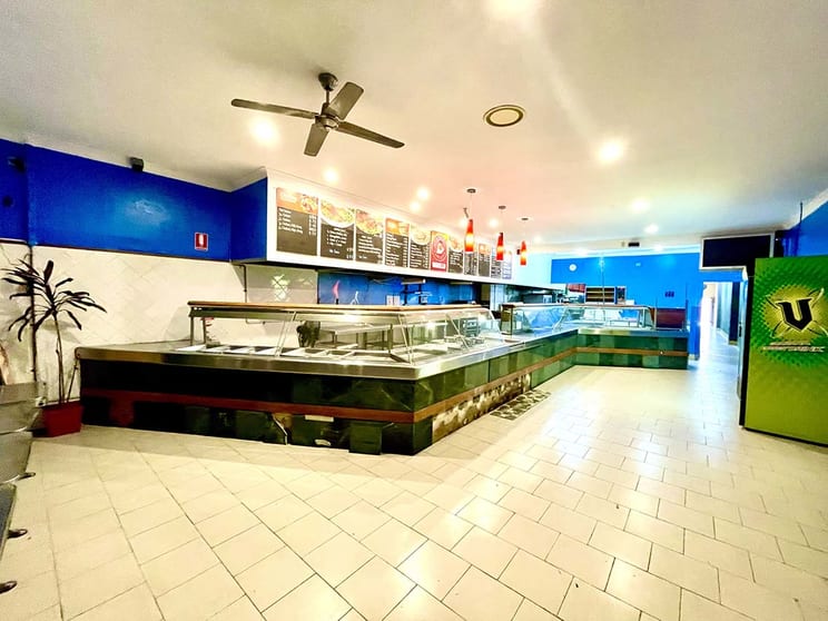 Click to view all images Warilla NSW 2528 - Image 1