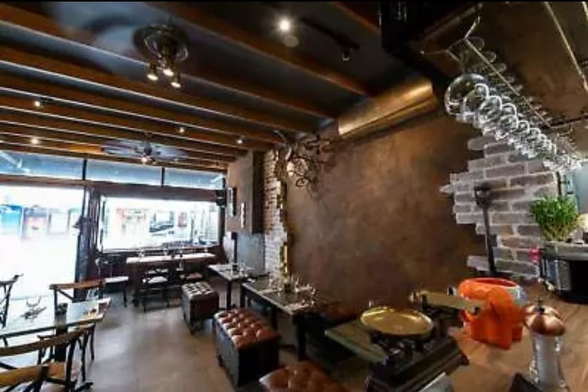 Click to view all images Whole/105 King Street Newtown NSW 2042 - Image 2