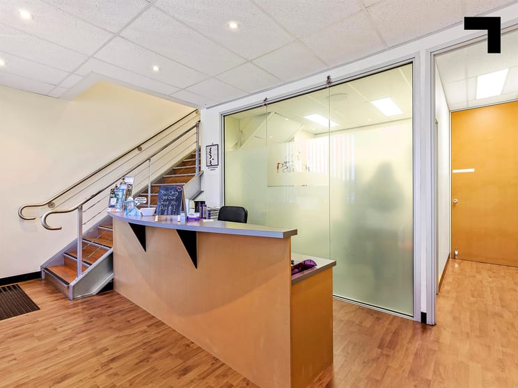 Click to view all images 18/137-145 Rooks Road Nunawading VIC 3131 - Image 2