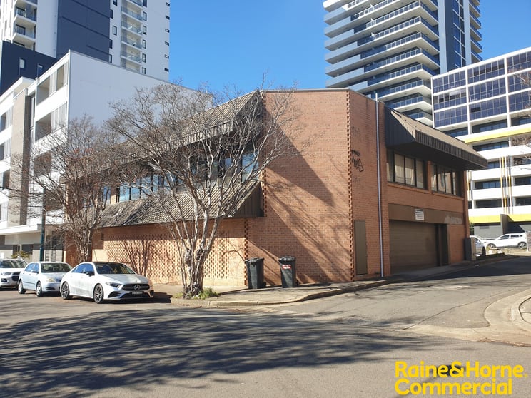 1/16 Norfolk Street Liverpool NSW 2170 - Image 1