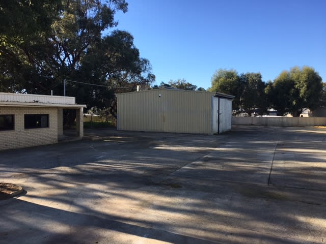 Click to view all images 5 Martyn Road Mandurah WA 6210 - Image 3