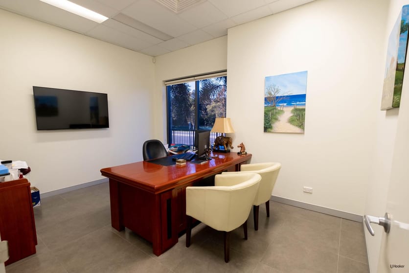 Click to view all images 13 & 14/2 Acacia Court Robina QLD 4226 - Image 3