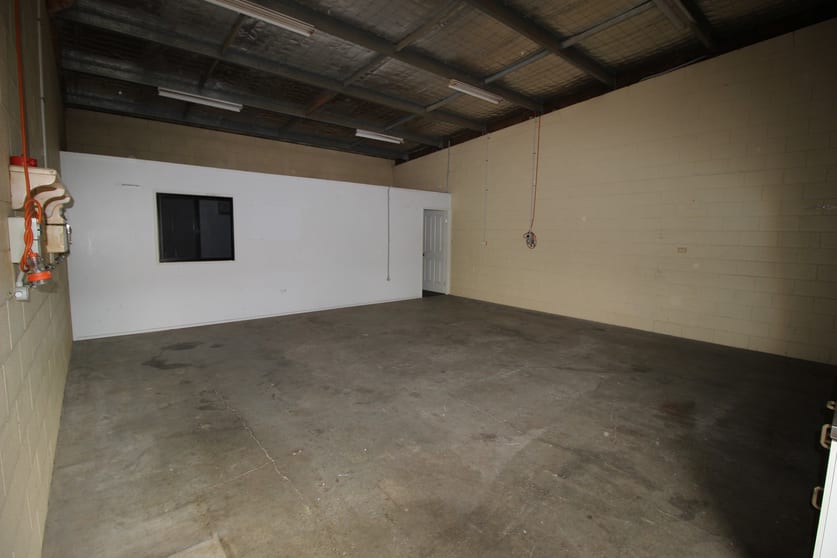 10/3 Toohey Street Portsmith QLD 4870 - Image 2