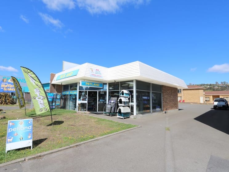 Click to view all images 128 Hobart Road Kings Meadows TAS 7249 - Image 1