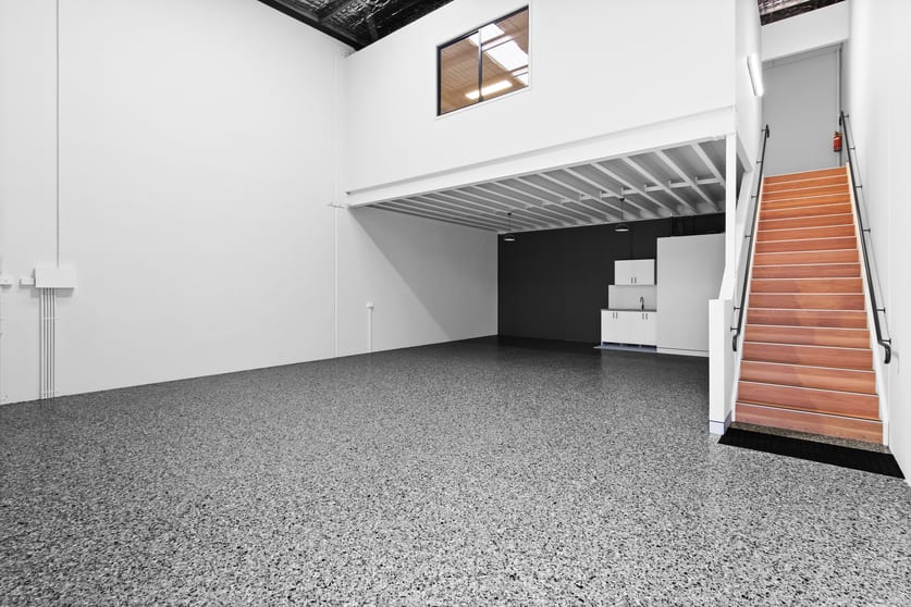 Click to view all images 2/15-17 Ramly Drive Burleigh Heads QLD 4220 - Image 3