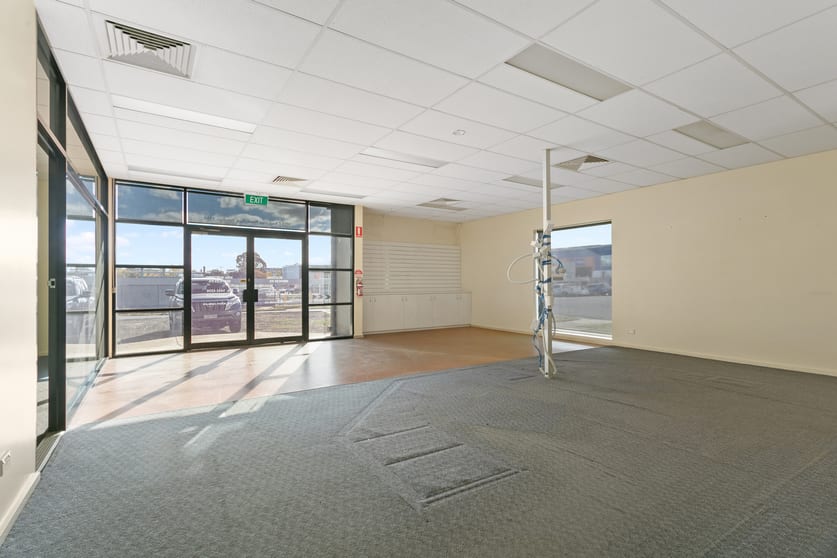 Click to view all images GF/28 Charleston Road Bendigo VIC 3550 - Image 2