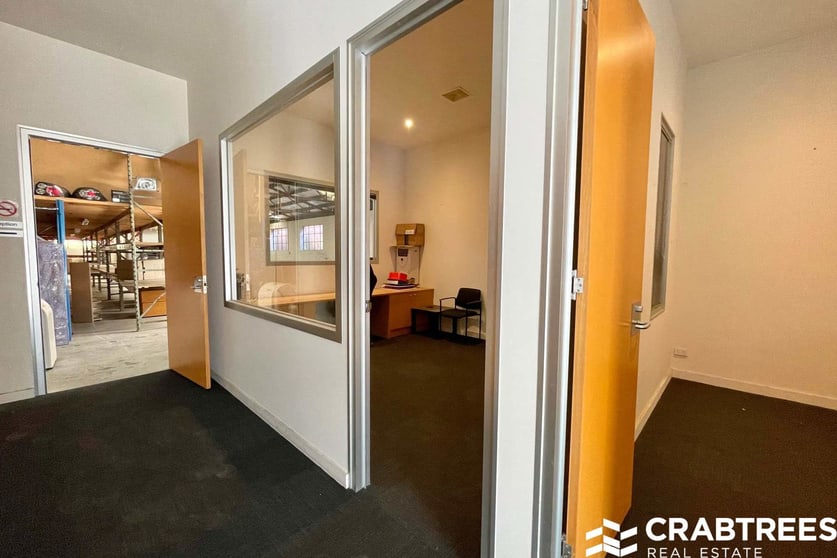 Click to view all images 25 Shafton Street Huntingdale VIC 3166 - Image 3