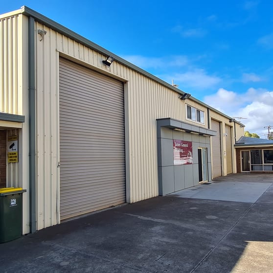 3/20 Endeavour Drive Port Adelaide SA 5015 - Image 2