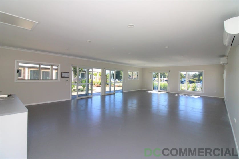 Click to view all images 1/10481 New England Highway Highfields QLD 4352 - Image 2