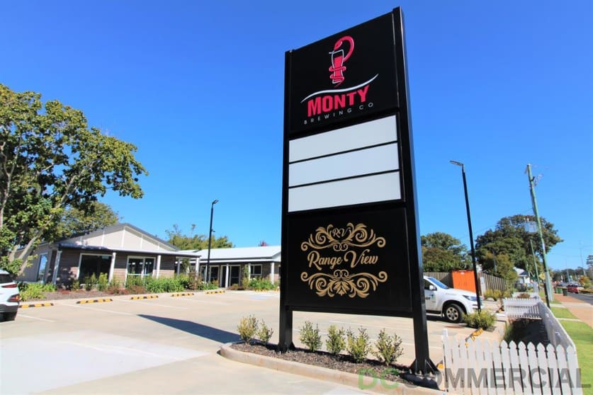 Click to view all images 3/10481 New England Highway Highfields QLD 4352 - Image 3