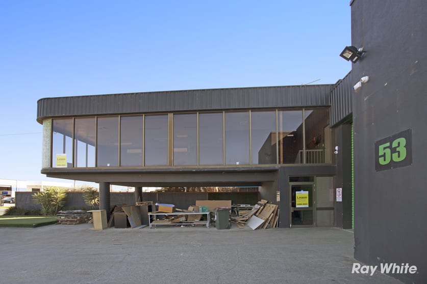Click to view all images 1/53 Shearson Crescent Mentone VIC 3194 - Image 2