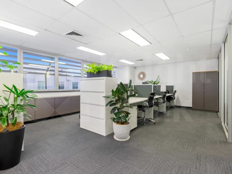 Click to view all images Level 3 Suite/36 East Street Rockhampton City QLD 4700 - Image 2