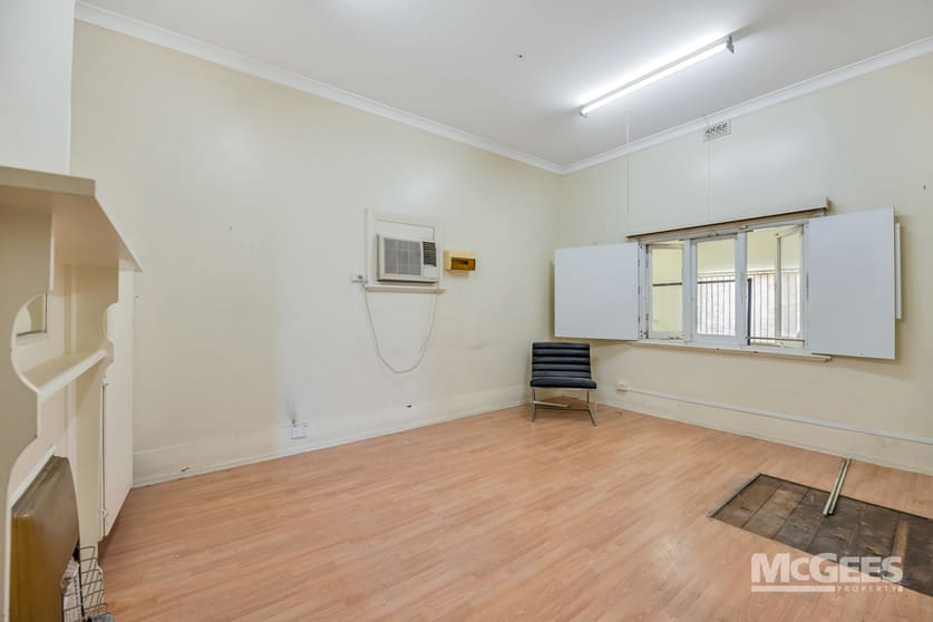 Click to view all images 28 Dew Street Thebarton SA 5031 - Image 3