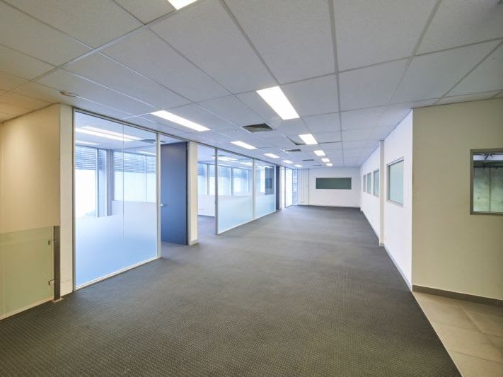 Click to view all images 2/38 White Street South Melbourne VIC 3205 - Image 3