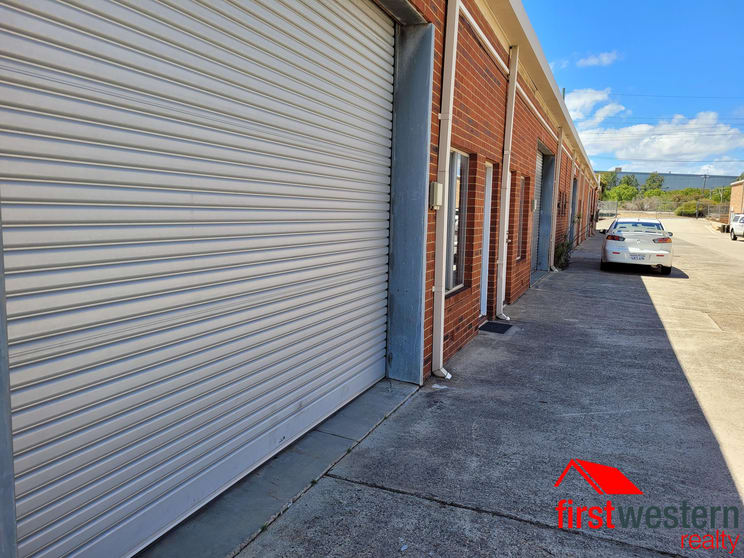 Click to view all images 5/231 Bank Street Welshpool WA 6106 - Image 3