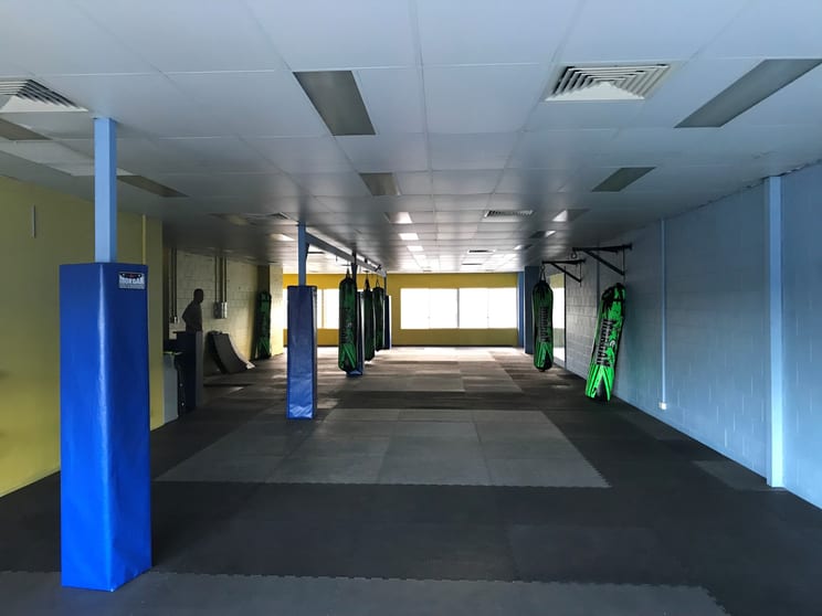 Click to view all images 2/17 Barklya Place Marsden QLD 4132 - Image 2
