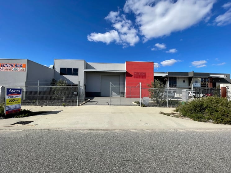 Click to view all images 2/11 Niche Parade Wangara WA 6065 - Image 2