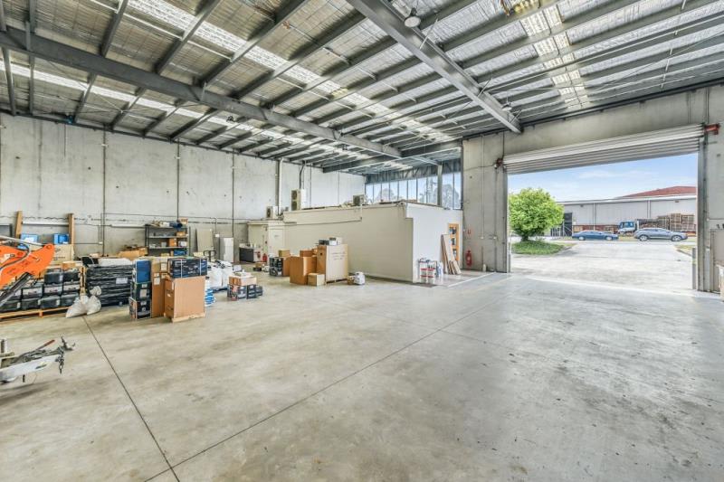 4/51-53 Hallam South Road Hallam VIC 3803 - Image 3