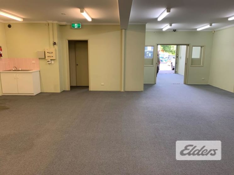 Click to view all images 2/11 Donkin Street West End QLD 4101 - Image 2
