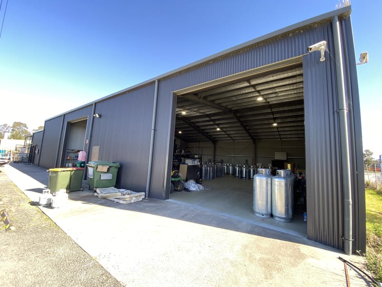 Click to view all images 260 Princes Highway South Nowra NSW 2541 - Image 1