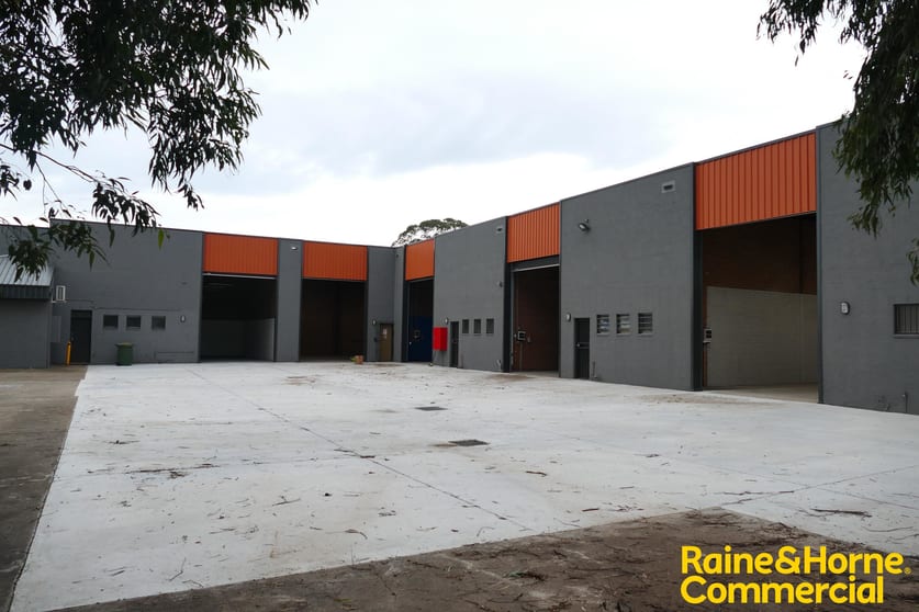 Click to view all images Norwich Road Ingleburn NSW 2565 - Image 1