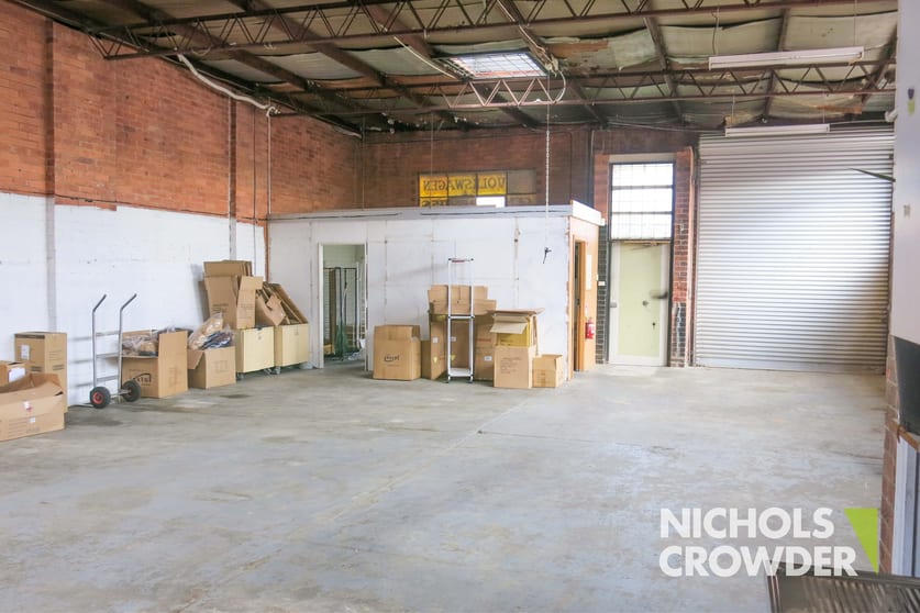 Click to view all images 4/43 Cochranes Road Moorabbin VIC 3189 - Image 3