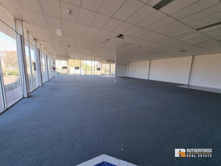 Click to view all images 240 Settlement Road Thomastown VIC 3074 - Image 2