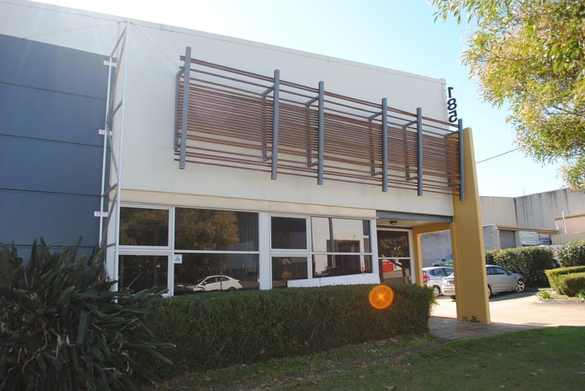 Click to view all images Unit 1/185 Perth Street South Toowoomba QLD 4350 - Image 3