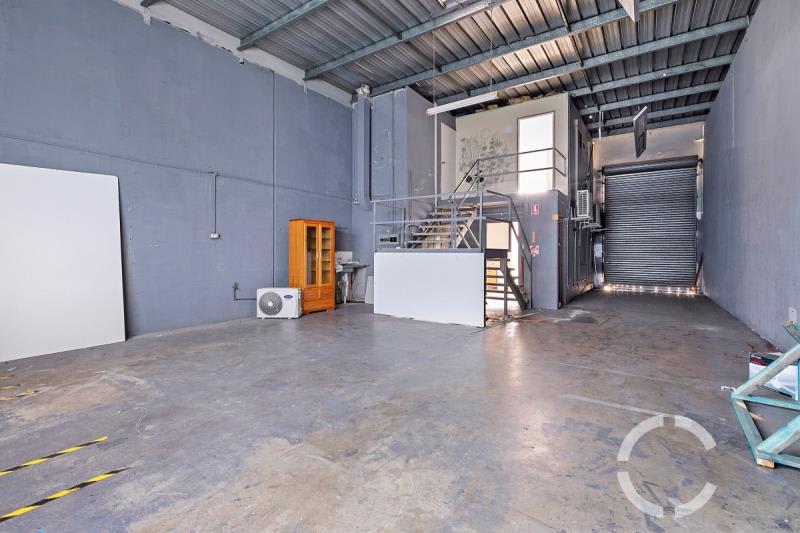 Click to view all images Unit 4/24 Corunna Street Albion QLD 4010 - Image 2