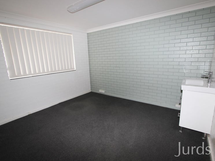 Click to view all images 20 Cumberland Street Cessnock NSW 2325 - Image 3