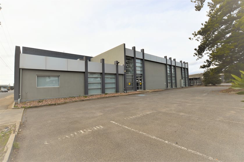 Click to view all images 108 -110 Mooringe Avenue North Plympton SA 5037 - Image 2