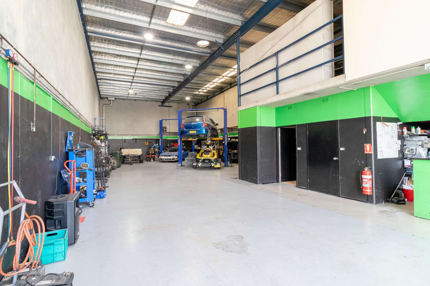 Click to view all images 2/591 Woodstock Ave Glendenning NSW 2761 - Image 2