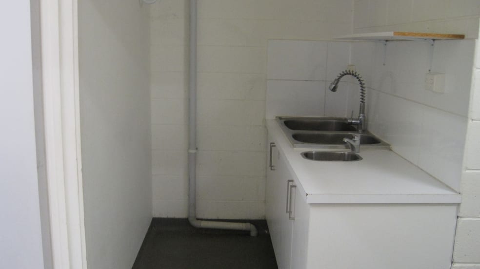 Click to view all images 6/5-7 Paul Court Dandenong VIC 3175 - Image 3