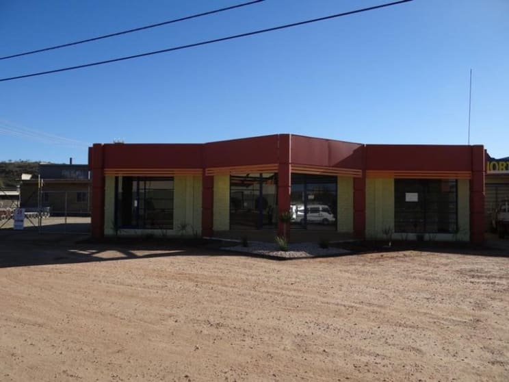 Click to view all images 17b Brown Street Alice Springs NT 0870 - Image 2