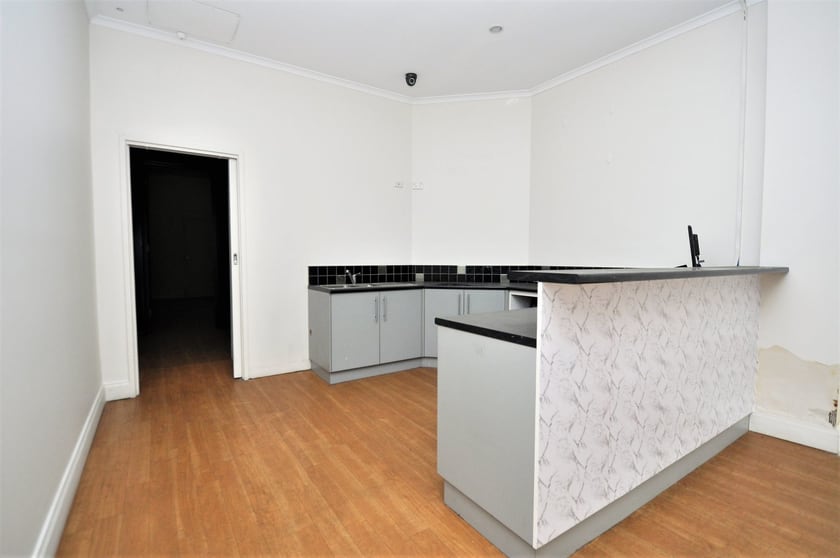 Click to view all images 45 High Street Bendigo VIC 3550 - Image 3