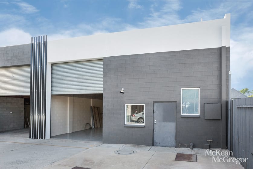 Click to view all images 2/50 Bridge Street Bendigo VIC 3550 - Image 1