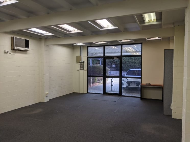 Click to view all images 3/87 Winton Rd Joondalup WA 6027 - Image 2