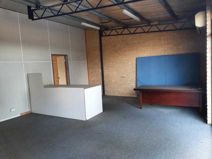 Click to view all images 2/2 Ilmenite Crescent Capel WA 6271 - Image 3