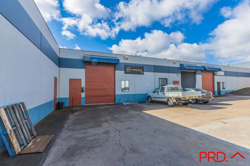 Click to view all images 5a/84-92 Barnes Street Tamworth NSW 2340 - Image 1