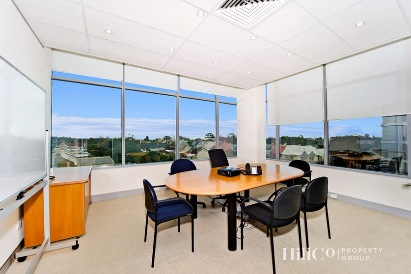 Click to view all images Suite 4.01/282-290 Oxford Street Bondi Junction NSW 2022 - Image 3