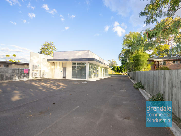 Click to view all images 731 Albany Creek Rd Albany Creek QLD 4035 - Image 2