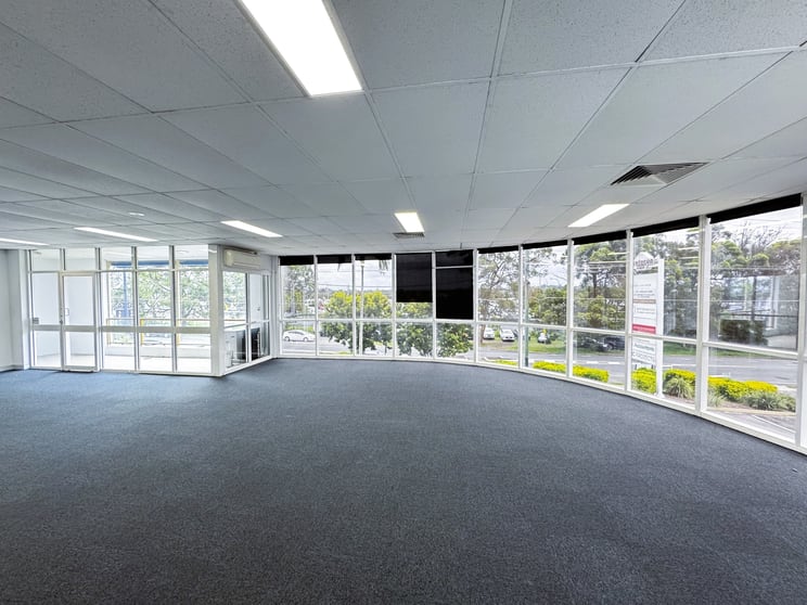 Click to view all images 16/3442 Pacific Highway Springwood QLD 4127 - Image 2